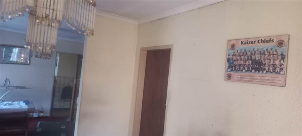 3 Bed House in Kwaguqa photo number 5