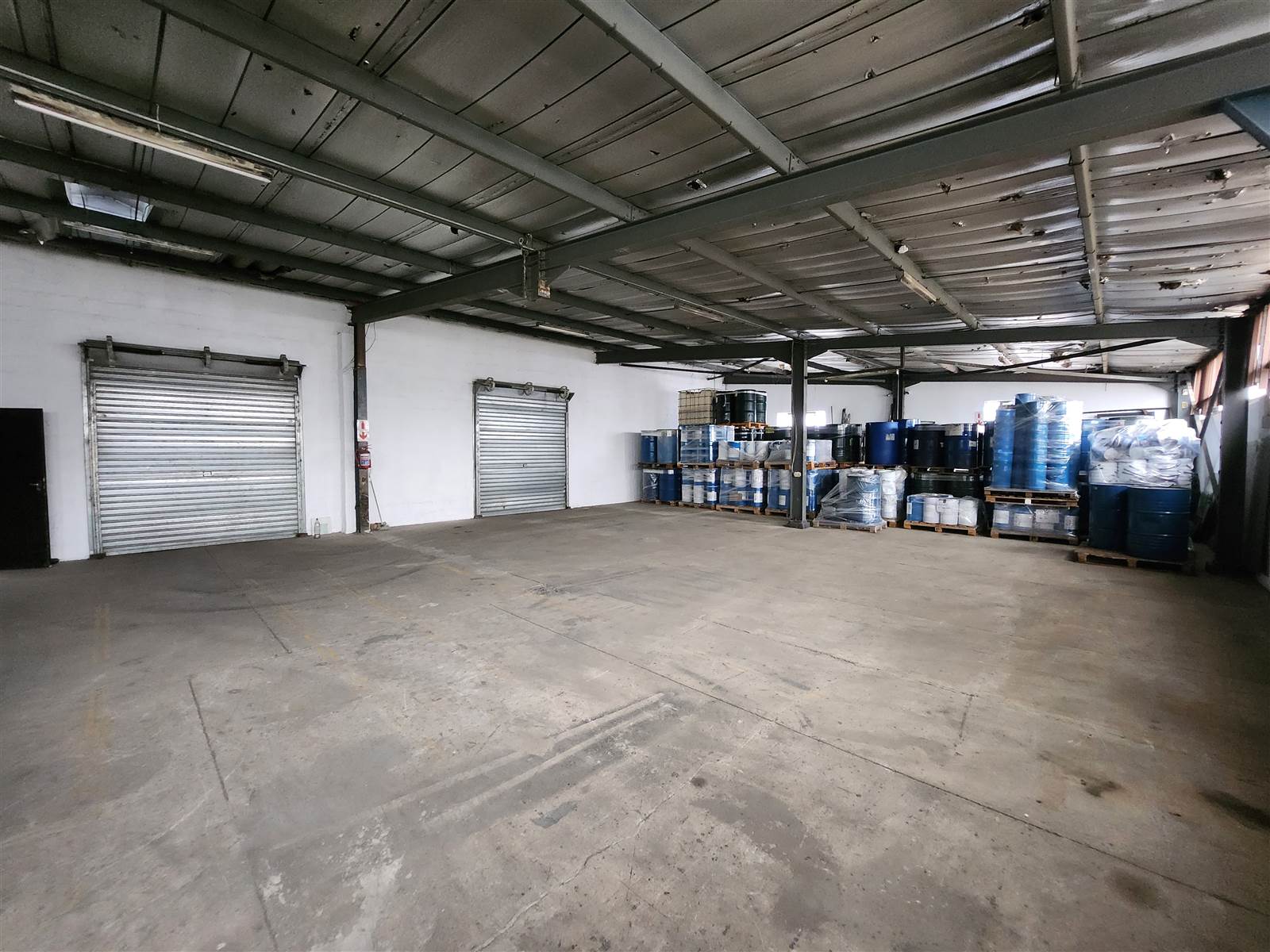 278.3  m² Commercial space in Queensmead Industrial photo number 3
