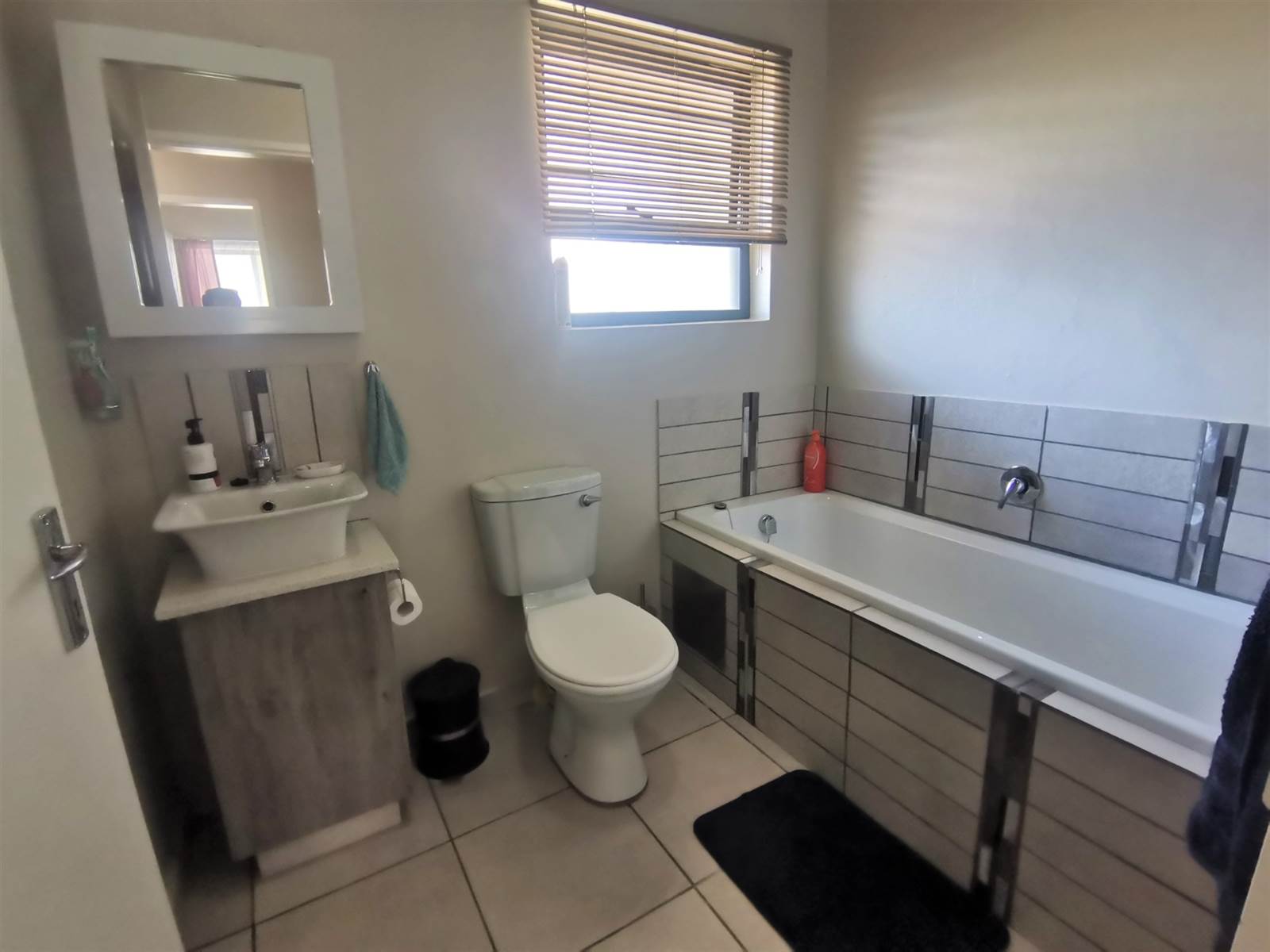 3 Bed Townhouse in Waterkloof East photo number 6