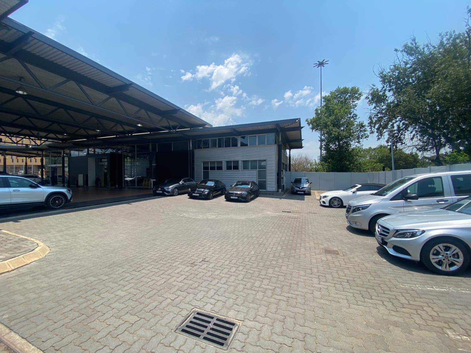 308  m² Commercial space in Pretoria Central photo number 8