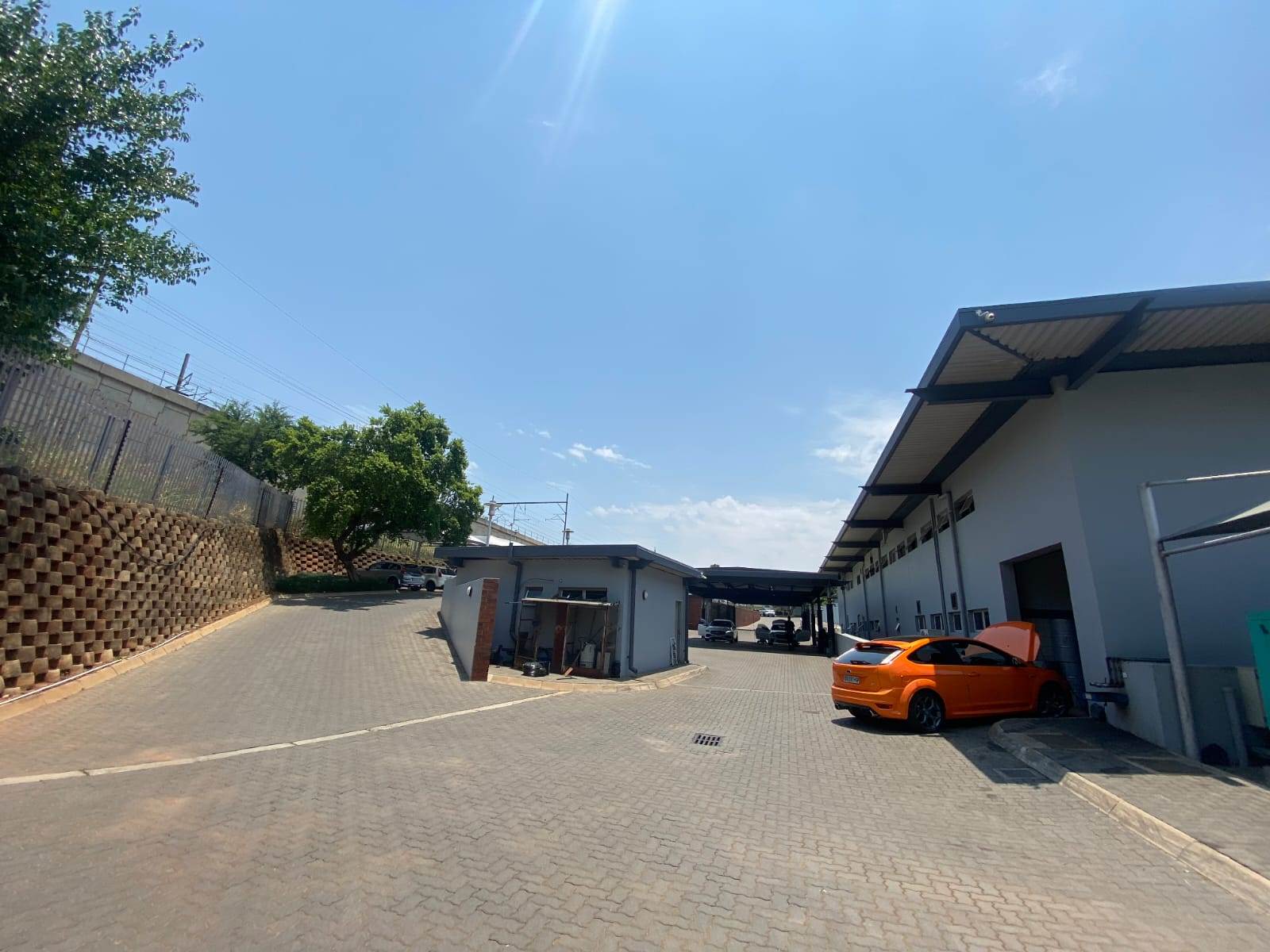 308  m² Commercial space in Pretoria Central photo number 9