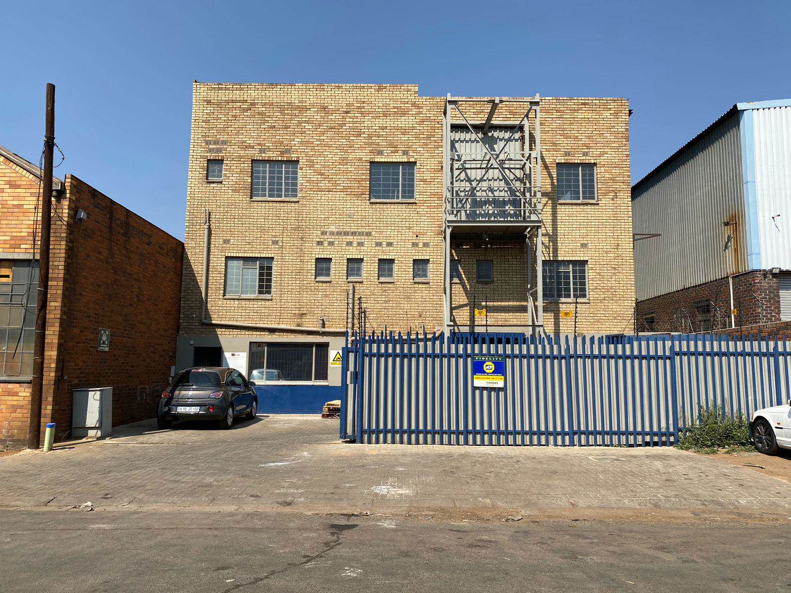 800  m² Industrial space in Germiston Central photo number 1