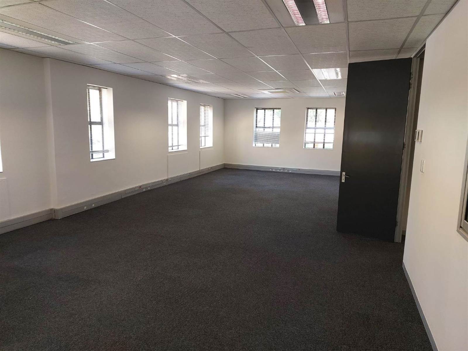 469  m² Commercial space in Bryanston photo number 17