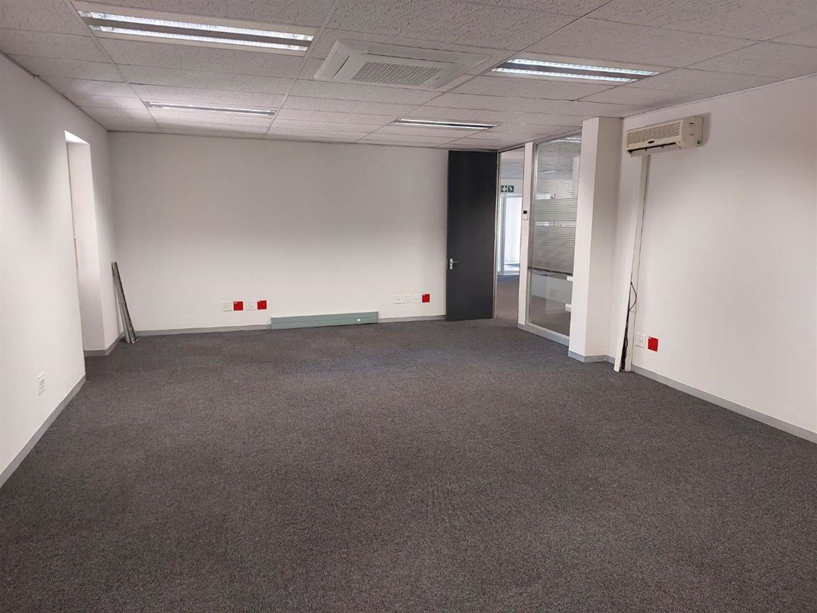 469  m² Commercial space in Bryanston photo number 19