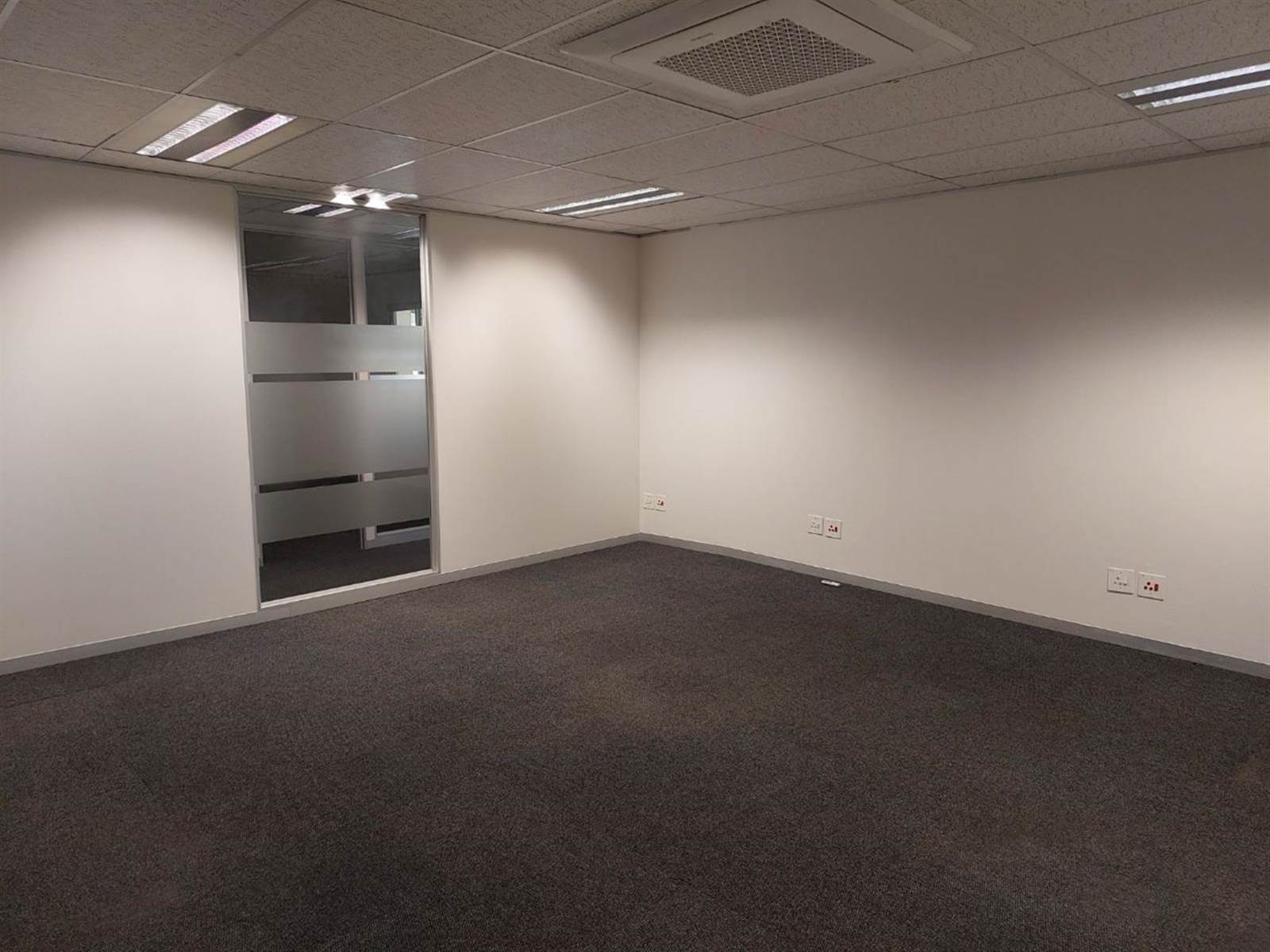 469  m² Commercial space in Bryanston photo number 20