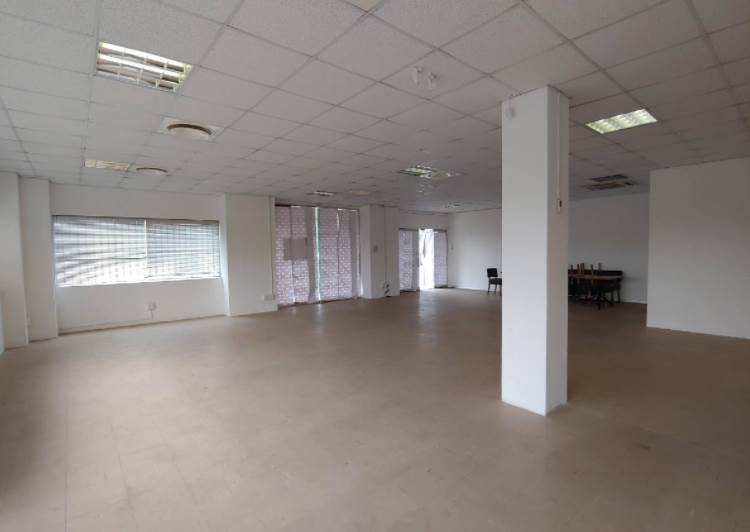 145  m² Retail Space in Westville photo number 4