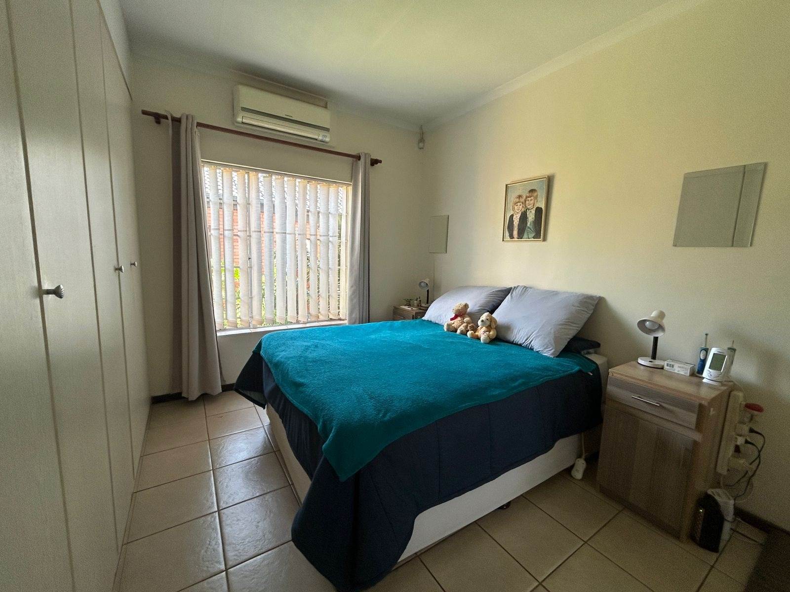 2 Bed Townhouse in Mooikloof Ridge photo number 6