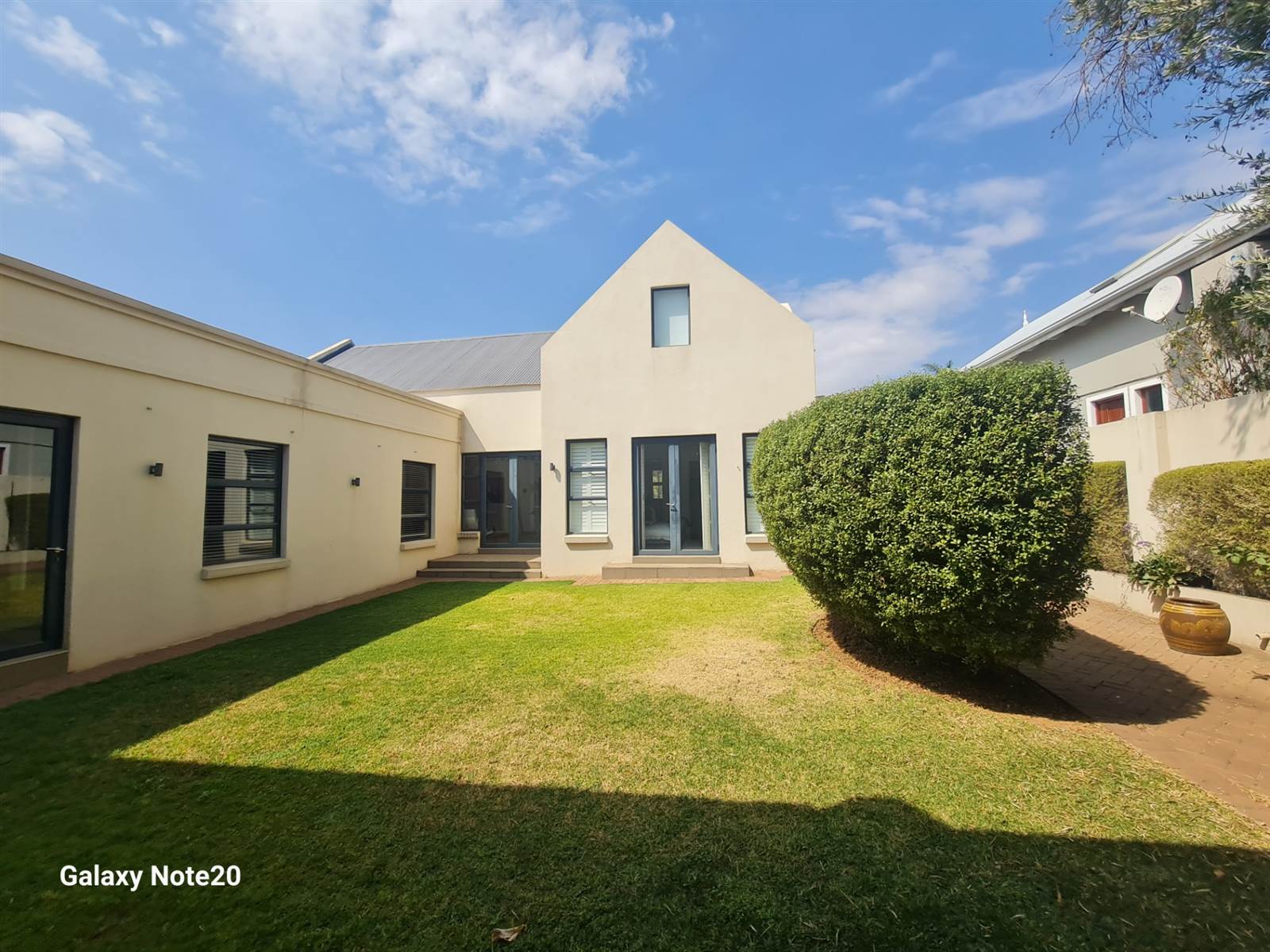 3 Bed House in Modderfontein photo number 12