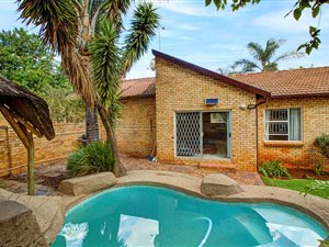 3 Bed Townhouse in Strubens Valley