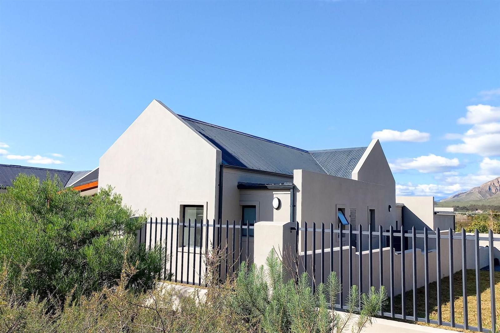 2 Bed House in Montagu photo number 1