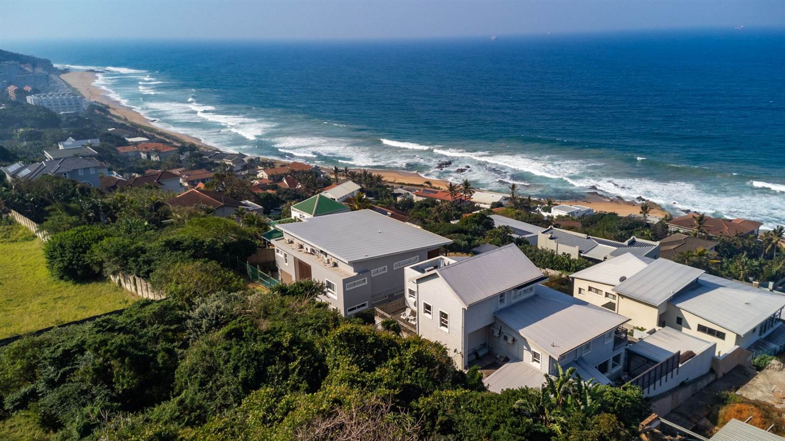 5 Bed House in Umdloti Beach photo number 2