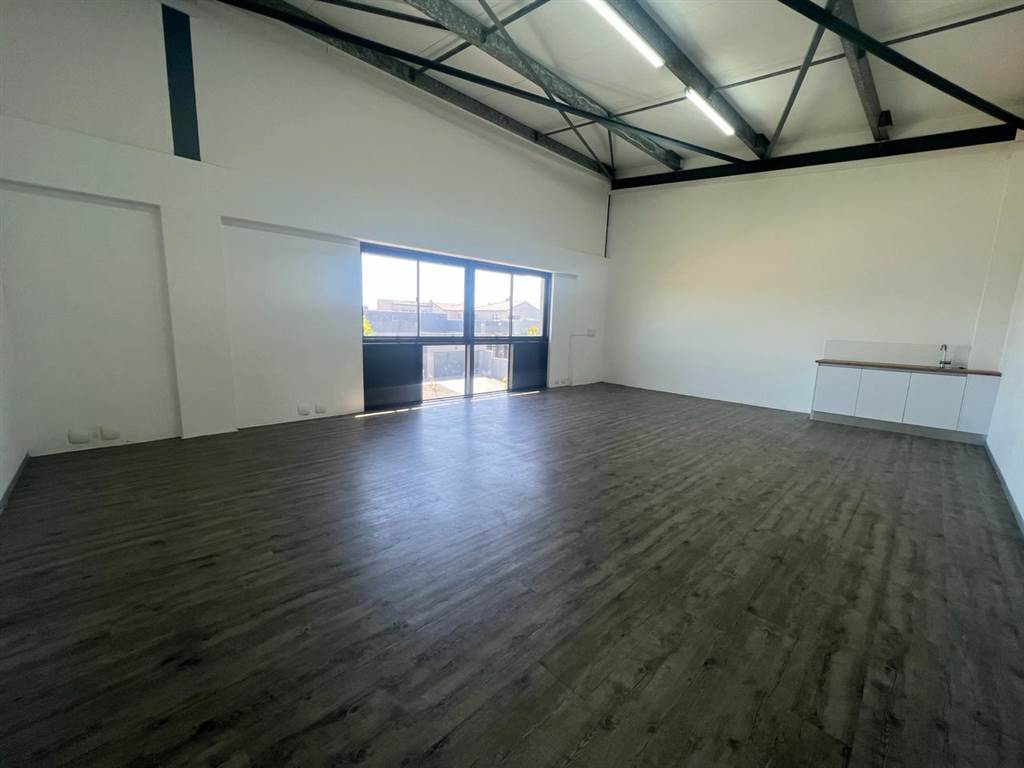 186  m² Commercial space in Parklands North photo number 13