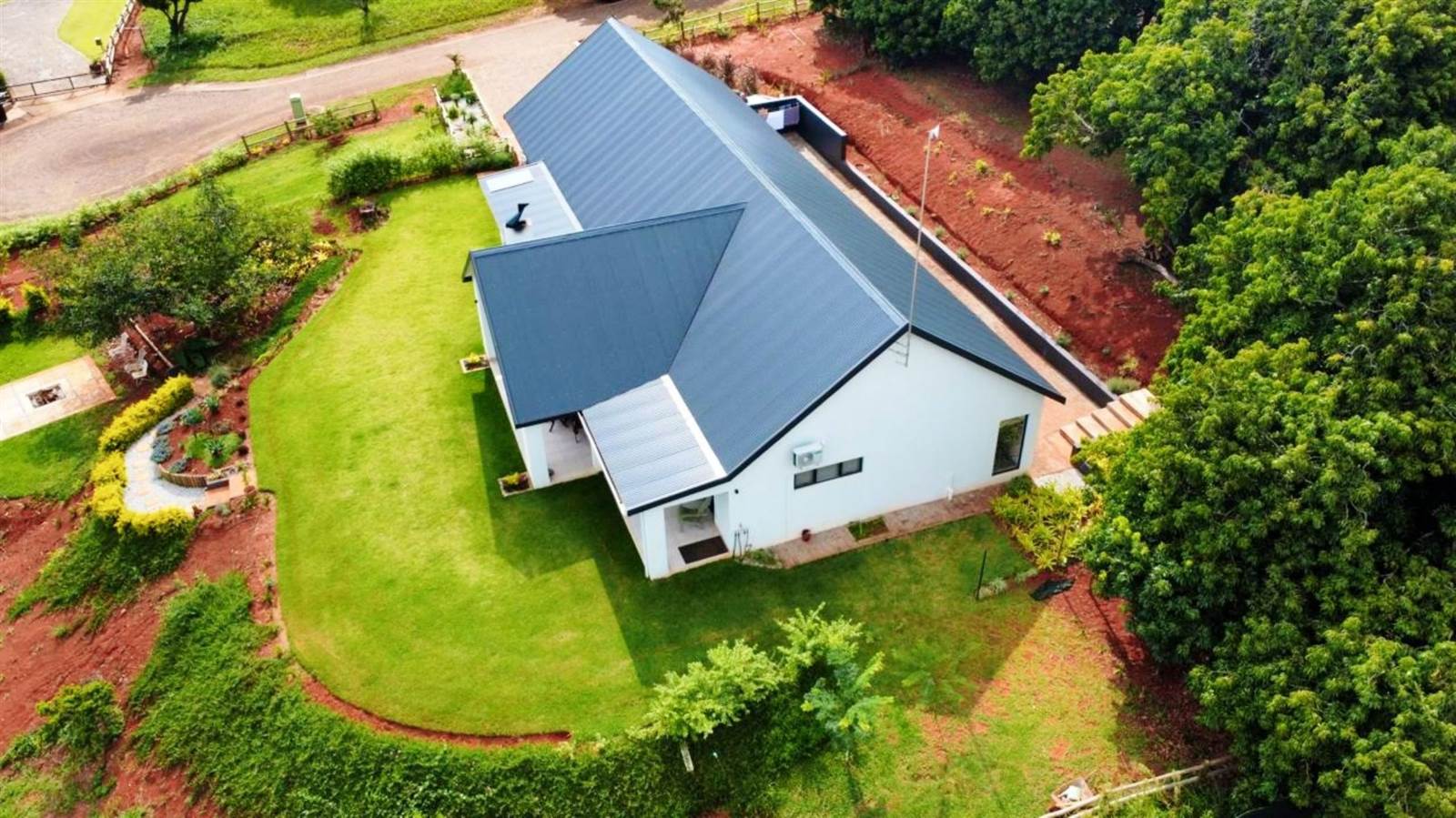 4 Bed House in Tzaneen photo number 7
