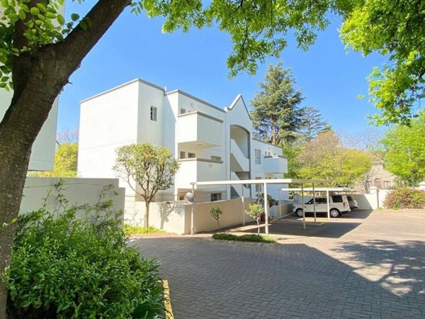 3 Bed Apartment in Craighall