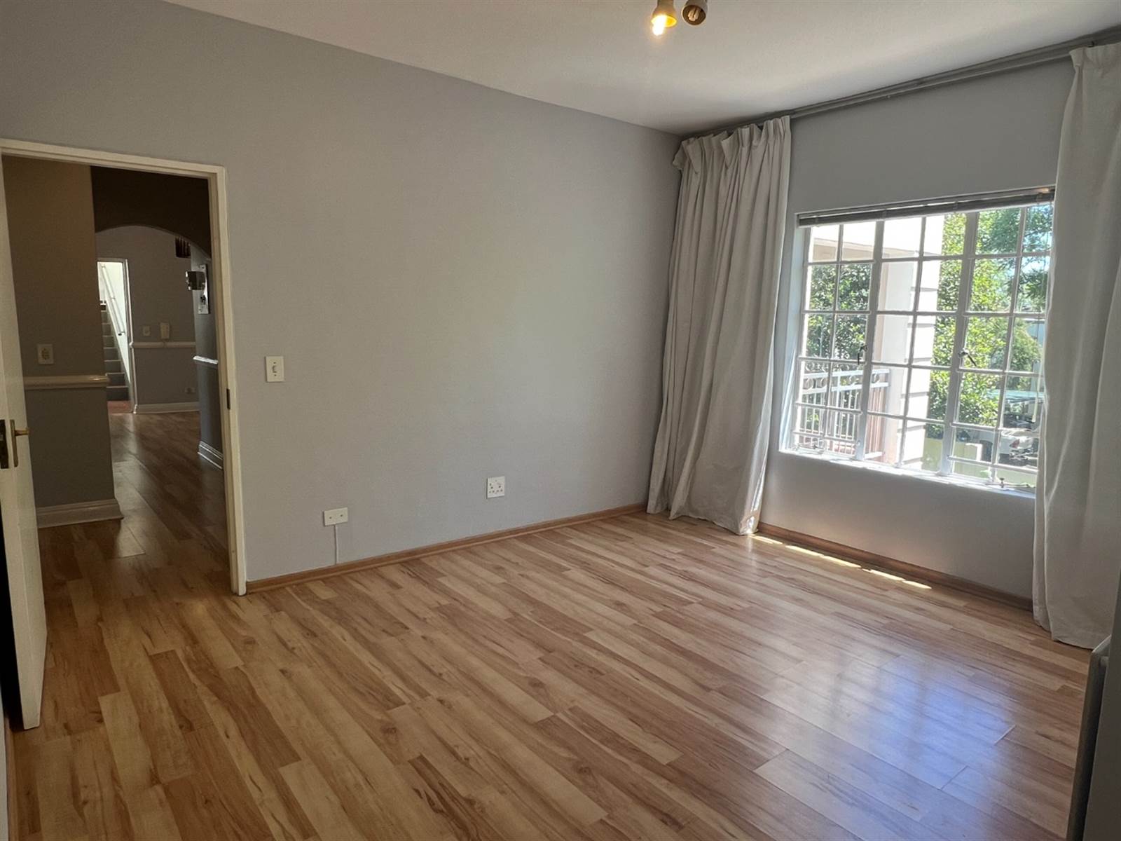 3 Bed Apartment in Craighall photo number 12