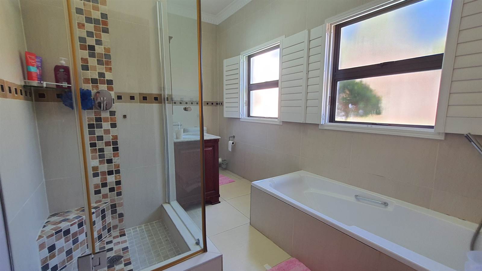 5 Bed House in Modderfontein photo number 24