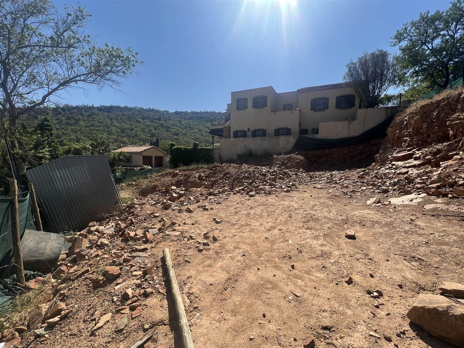 568 m² Land available in Hartbeespoort Dam photo number 4