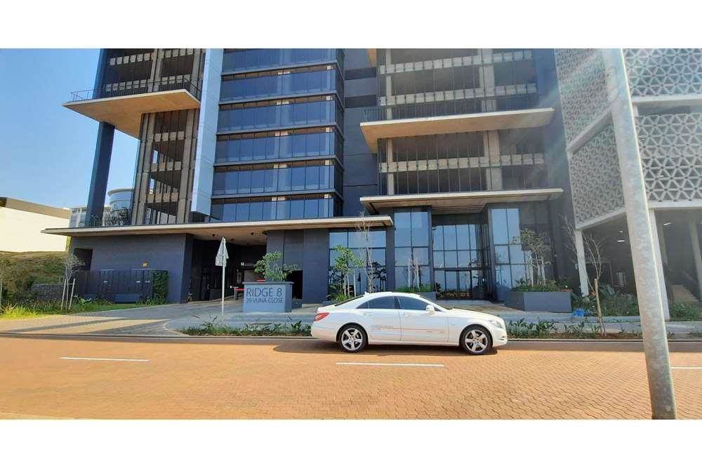 478  m² Commercial space in Umhlanga Rocks photo number 1