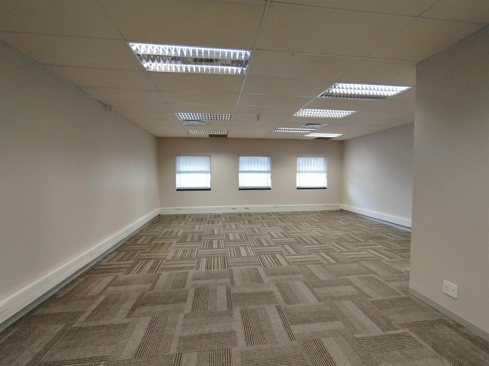 169  m² Office Space in Westville photo number 5