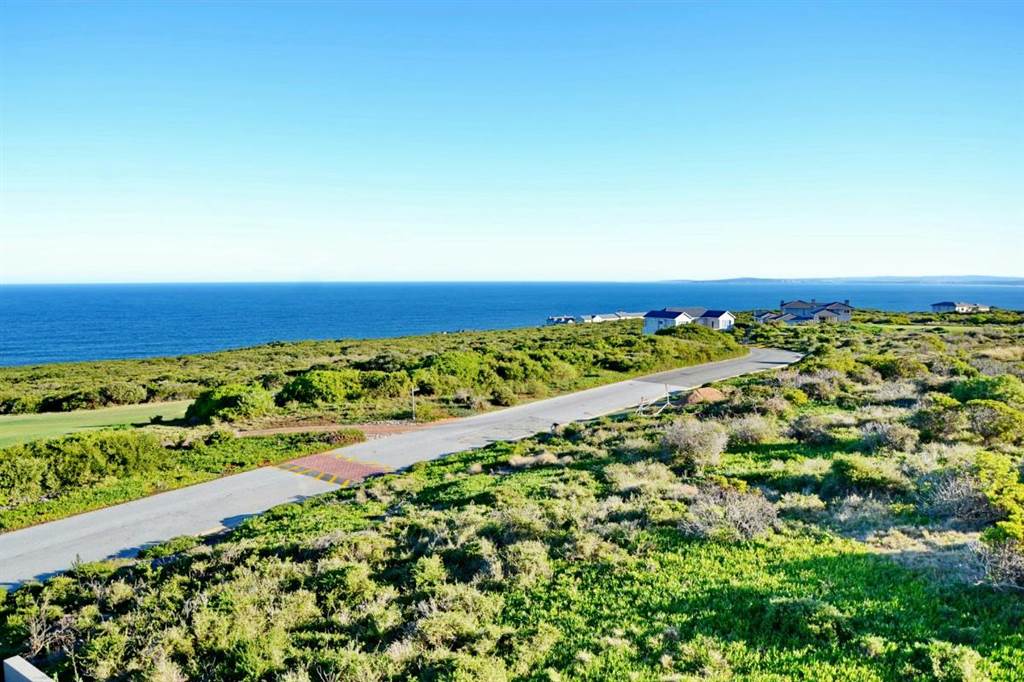 1214 m² Land available in Pinnacle Point Golf Estate photo number 3