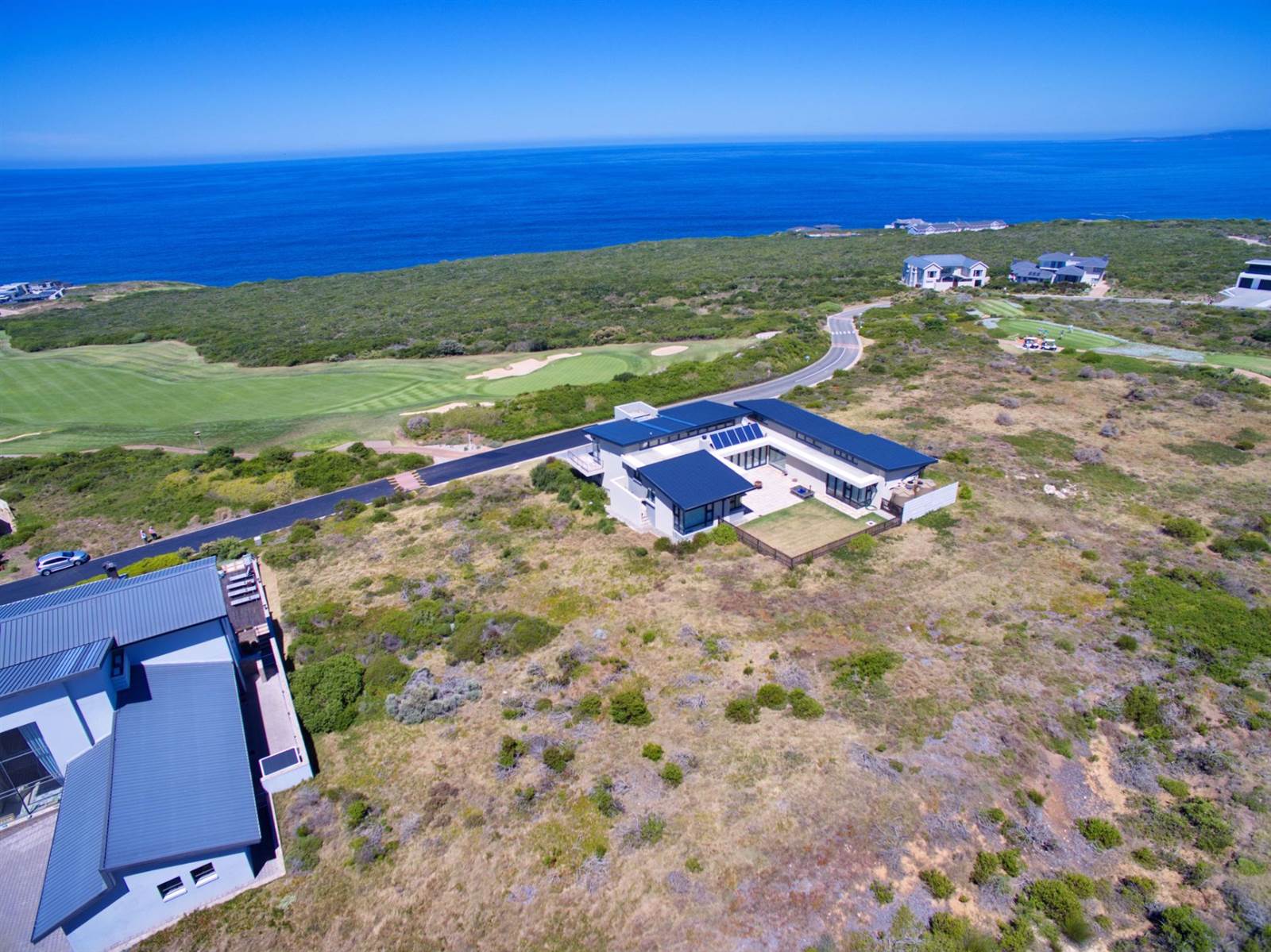 1214 m² Land available in Pinnacle Point Golf Estate photo number 2