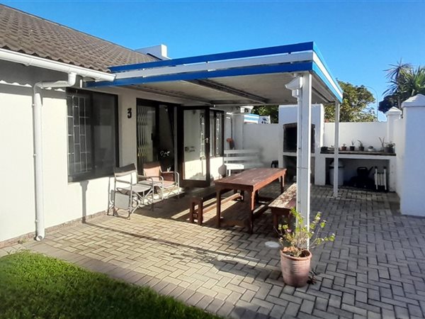 2 Bedroom Townhouse 2 Bedroom Townhouse