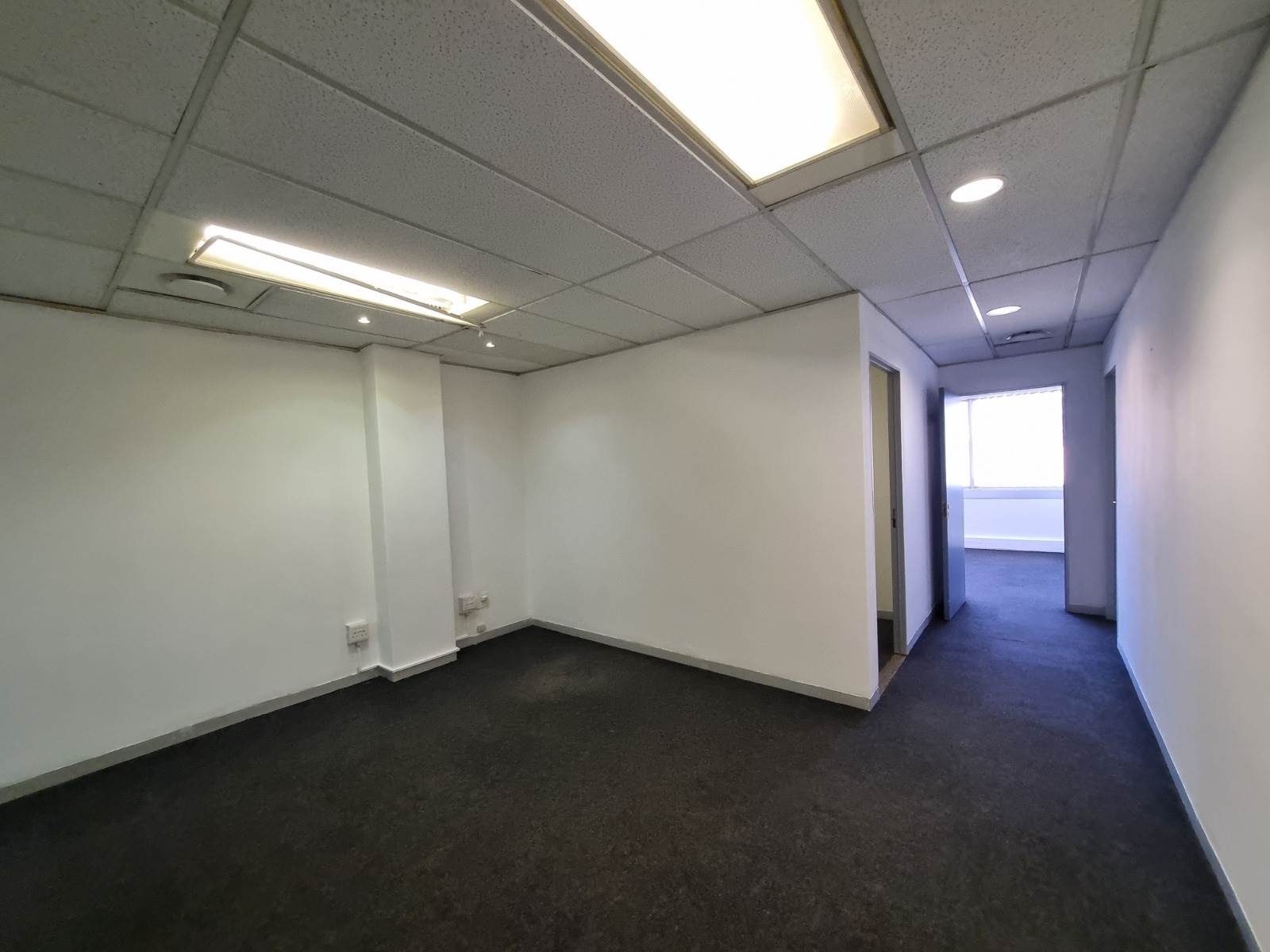 55  m² Commercial space in Hatfield photo number 14