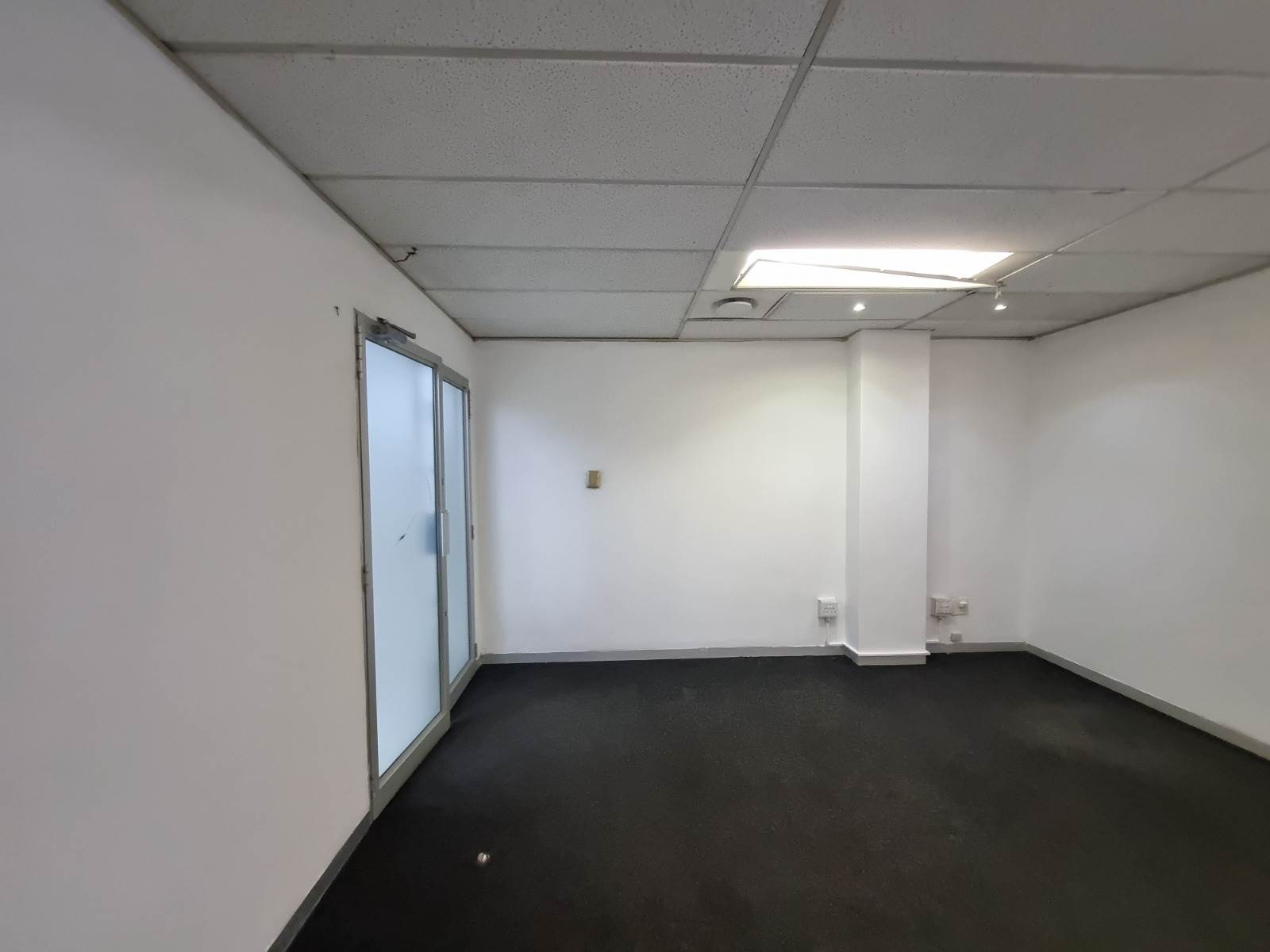 55  m² Commercial space in Hatfield photo number 10