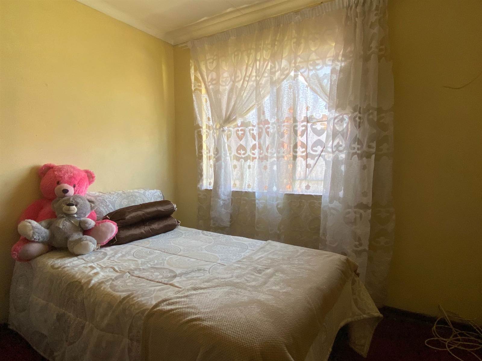 4 Bed House in Sebokeng Zone 10 photo number 11