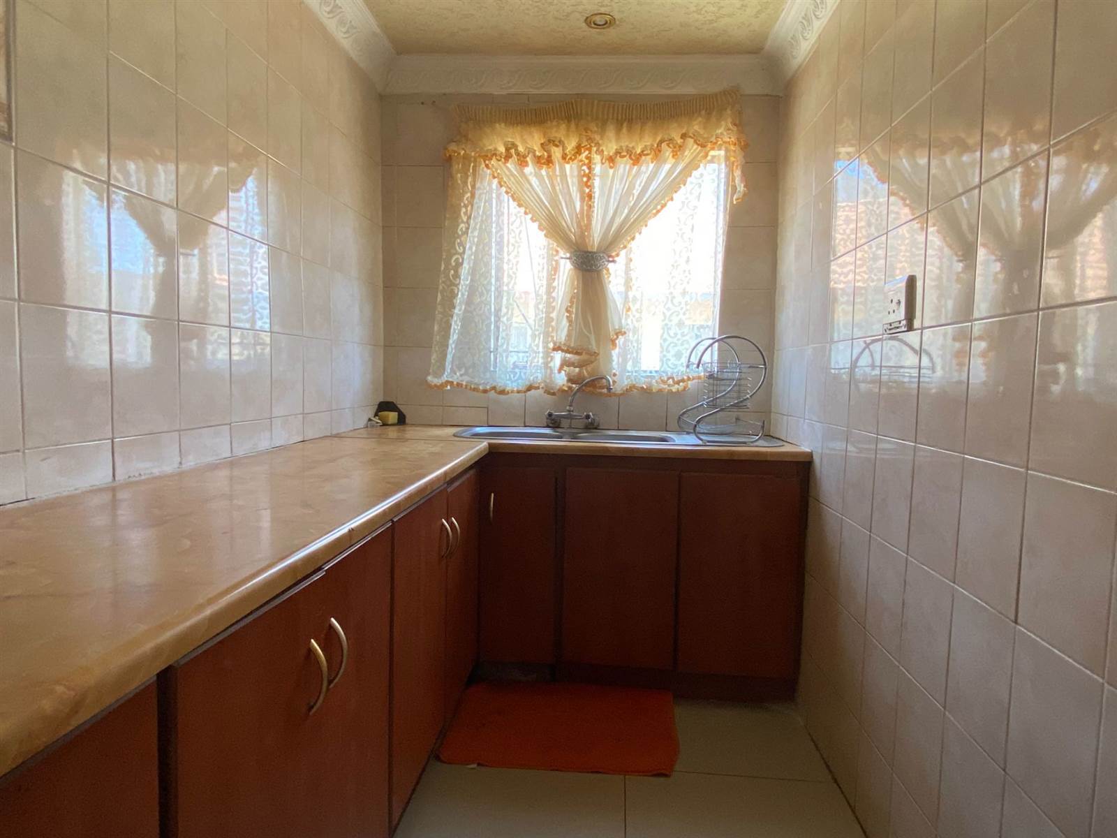 4 Bed House in Sebokeng Zone 10 photo number 5