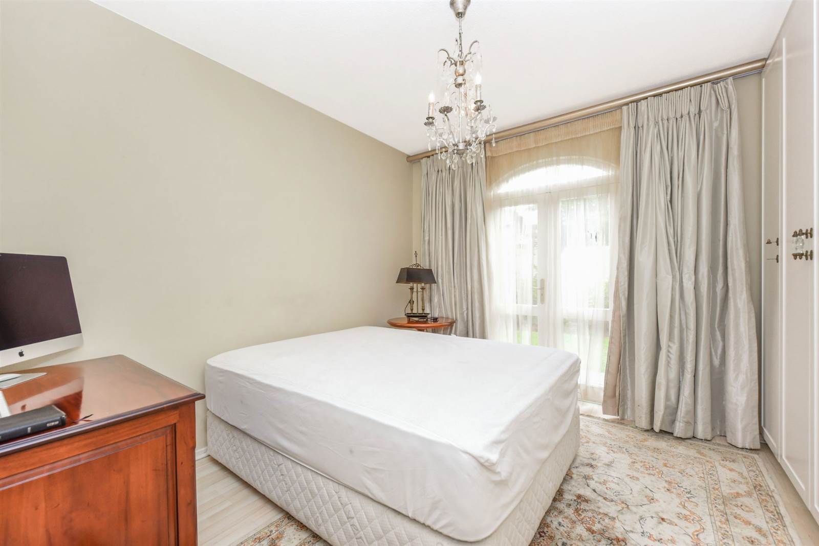 3 Bed Apartment in Sunninghill photo number 9