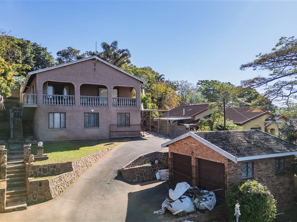 8 Bedroom House 8 Bedroom House