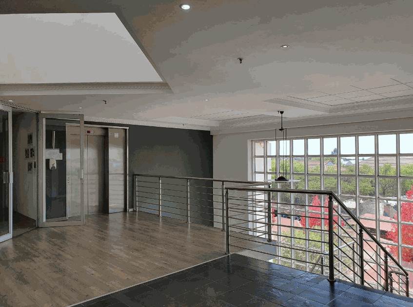 270  m² Office Space in Fourways photo number 8