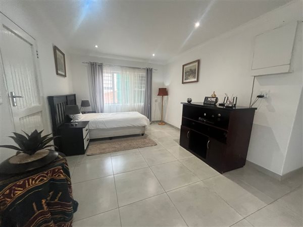 2 Bed Apartment