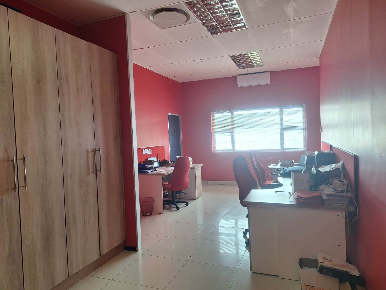 100  m² Commercial space in Nelspruit Central photo number 5