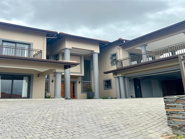 4 Bedroom House 4 Bedroom House
