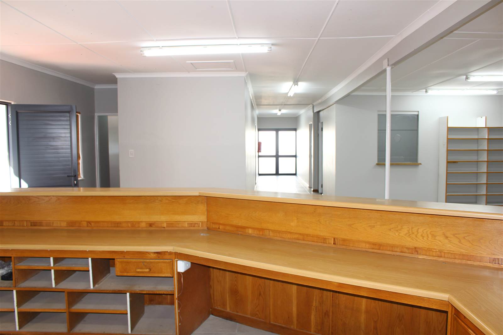 497  m² Commercial space in Beaufort West photo number 1