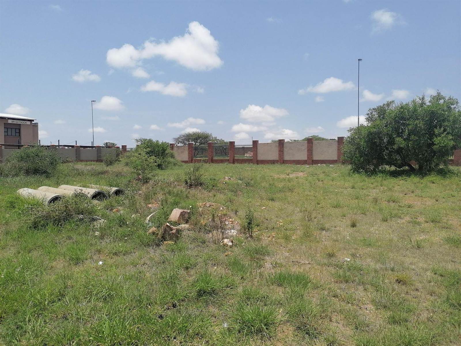 746 m² Land available in Bendor photo number 8
