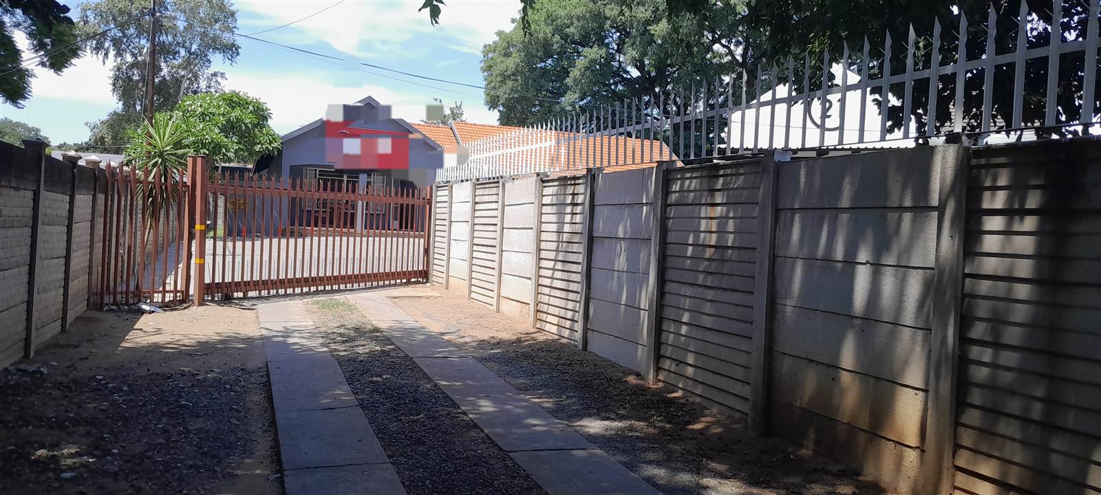 236  m² Commercial space in Rustenburg Central photo number 2