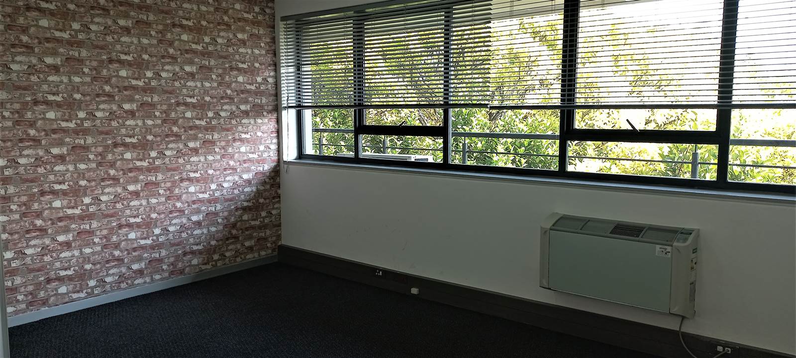 192.5  m² Commercial space in Bryanston photo number 2