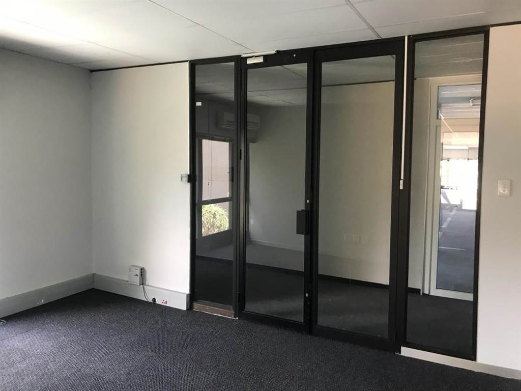 188  m² Office Space in Bedfordview photo number 6