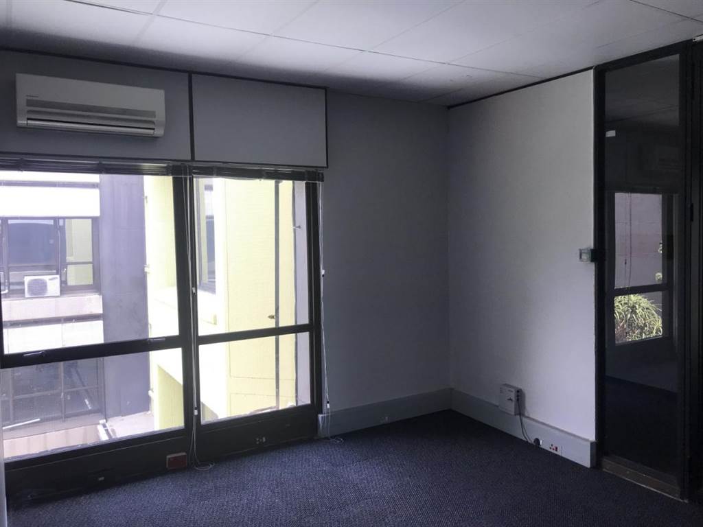 188  m² Office Space in Bedfordview photo number 7