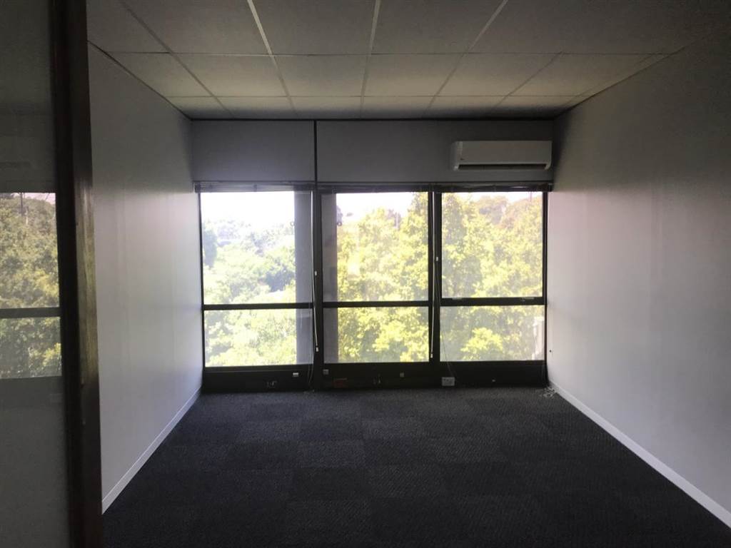 188  m² Office Space in Bedfordview photo number 13