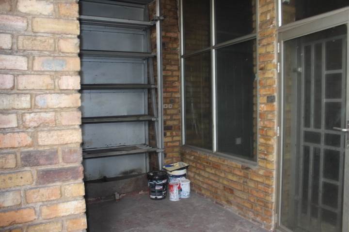 364 ha Land available in Roodepoort Central photo number 6