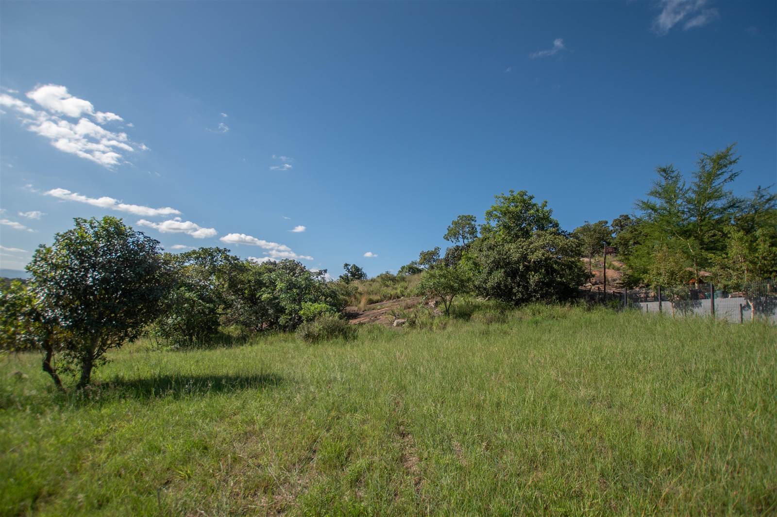 4243 m² Land available in Sonheuwel photo number 12