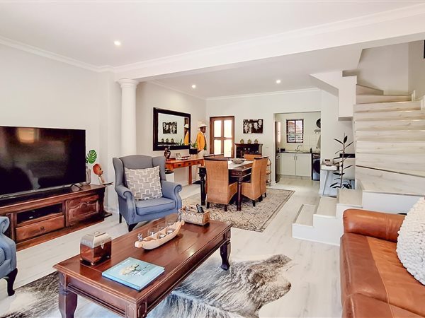2 Bedroom Townhouse 2 Bedroom Townhouse