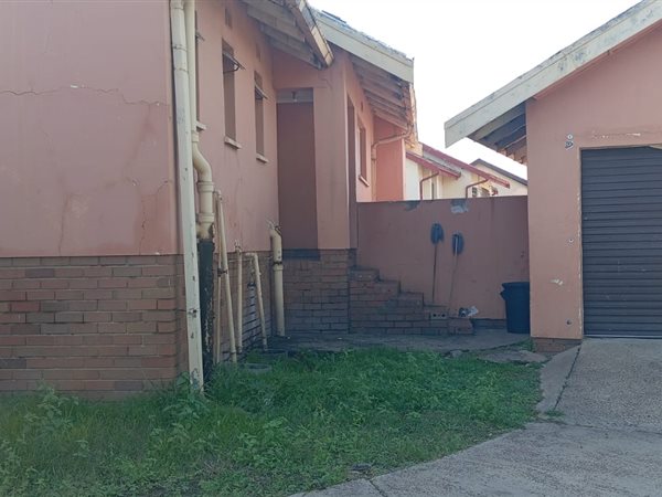 3 Bedroom House 3 Bedroom House