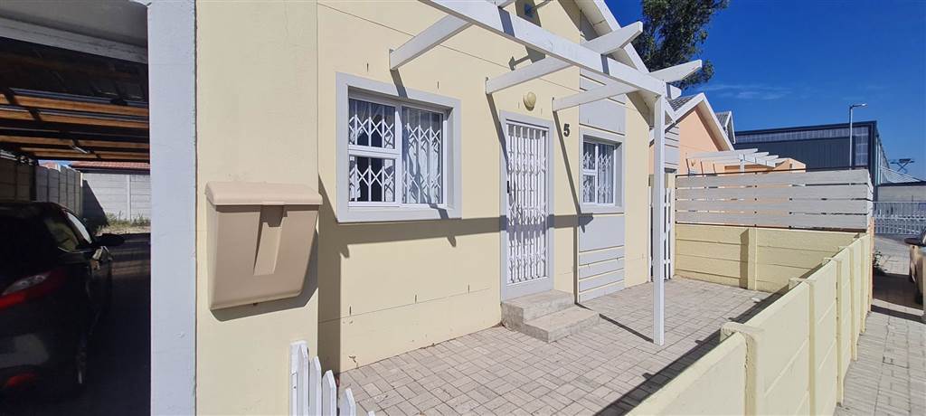 3 Bed House in Rondevallei photo number 25