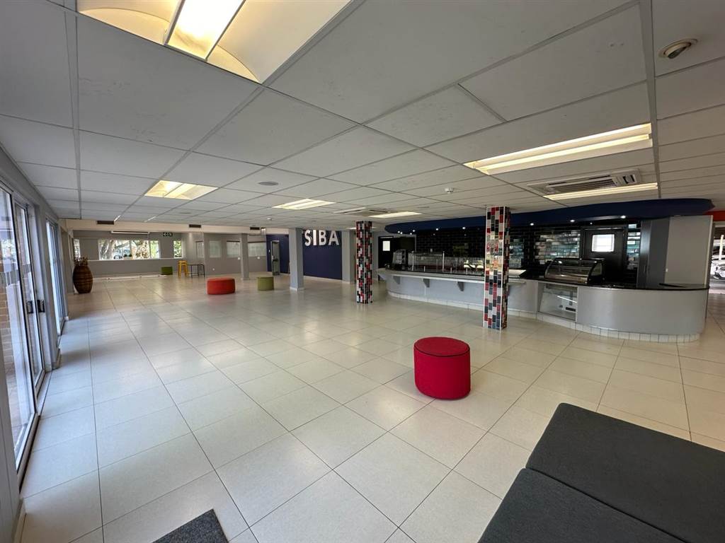 168  m² Commercial space in Ndabeni photo number 1
