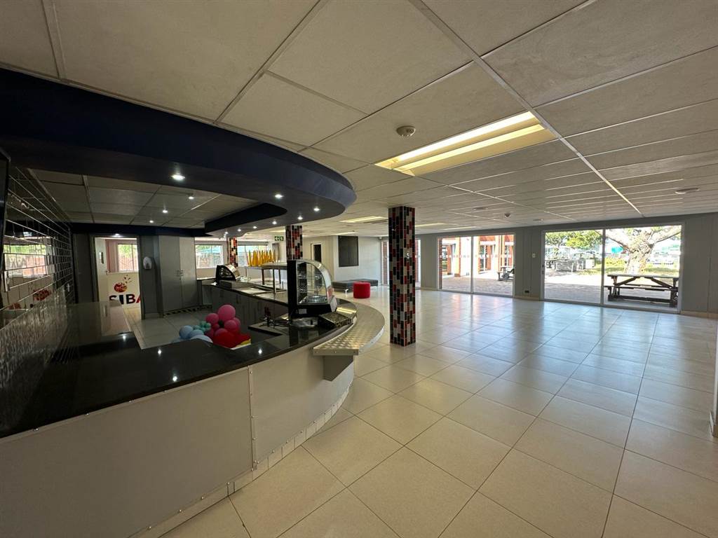 168  m² Commercial space in Ndabeni photo number 3